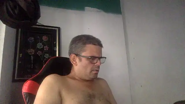 Snapshot of Katracho6969 chatting on June 6, 9:19 pm Katracho6969 online show from June 6, 9:19 pm