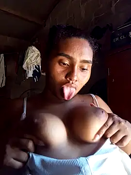 Lucy-Ferr online show from December 19, 7:21 pm