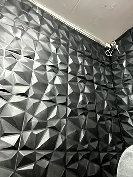 Snapshot of lil_charme chatting on October 26, 4:02 pm lil charme online show from October 26, 4:02 pm