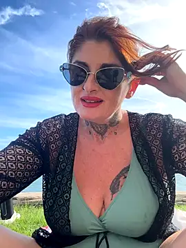 Snapshot of IrishmilfAnna chatting on September 24, 2:53 pm IrishmilfAnna online show from September 24, 2:53 pm