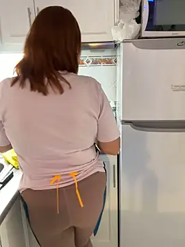 Snapshot of IrishmilfAnna chatting on October 8, 3:42 pm IrishmilfAnna online show from October 8, 3:42 pm