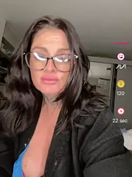 IrishmilfAnna online show from May 1, 12:15 am