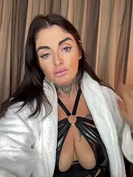 IrishmilfAnna online show from May 7, 12:10 pm