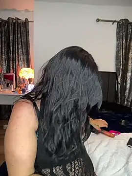 Snapshot of IrishmilfAnna chatting on July 29, 8:07 pm IrishmilfAnna online show from July 29, 8:07 pm