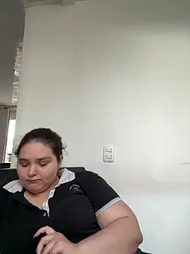 Snapshot of PortuPAWG chatting on December 3, 10:19 pm PortuPAWG online show from December 3, 10:19 pm