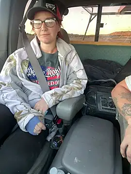 hotgirlkk1 online show from March 2, 1:08 am