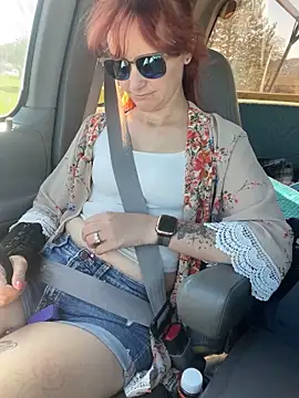 hotgirlkk1 online show from March 19, 10:47 pm