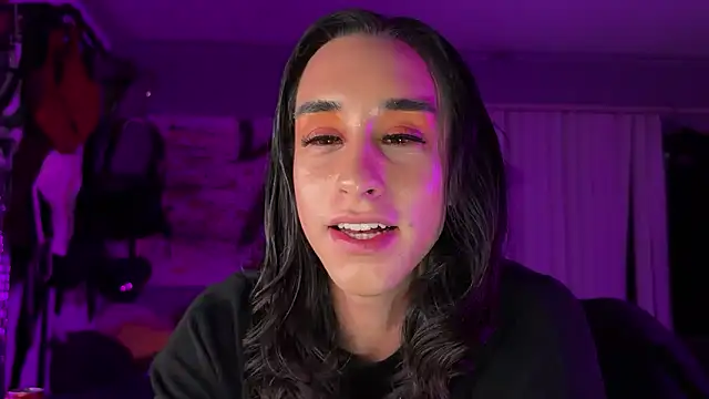 xoFrankie online show from December 19, 4:41 am