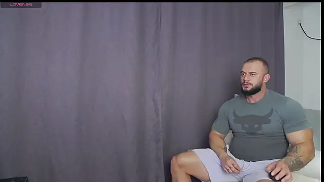 Snapshot of RickyMiami1 chatting on September 23, 5:49 pm RickyMiami1 online show from September 23, 5:49 pm