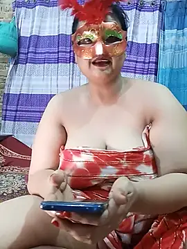 Snapshot of Tanisha-Chy chatting on May 20, 5:41 pm Tanisha-Chy online show from May 20, 5:41 pm