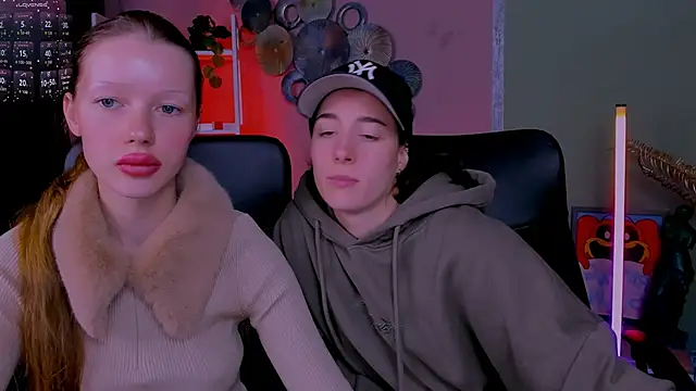 khloebeauty online show from October 3, 7:11 pm