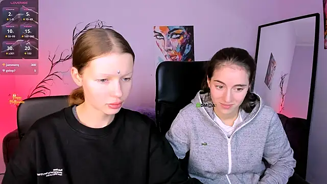 khloebeauty online show from November 8, 8:18 pm