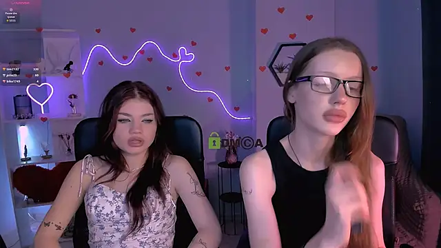 khloebeauty online show from February 21, 9:27 pm