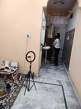 meenu bhabhi547 online show from February 28, 4:35 am