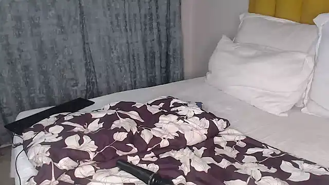 Bella 2025 online show from February 23, 12:19 am