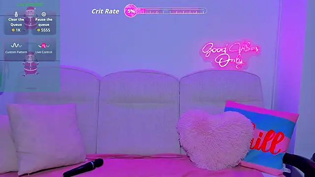 JessicaSky  online show from February 9, 7:40 pm