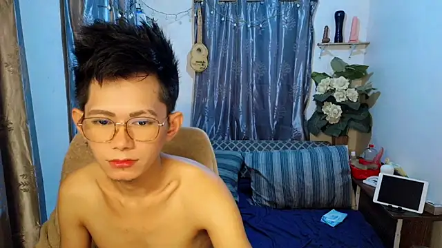 Skinny CumLoader69 online show from February 6, 12:19 pm