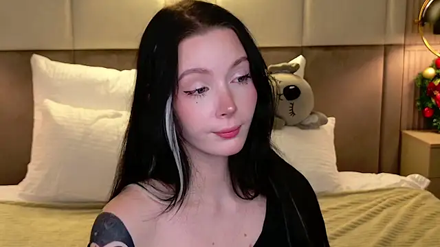 Goldy Stark online show from December 21, 8:49 pm