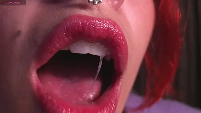 bri von dhara   online show from December 5, 3:37 am