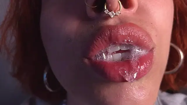 Snapshot of bri_von_dhara__ chatting on May 27, 2:19 am bri von dhara online show from May 27, 2:19 am