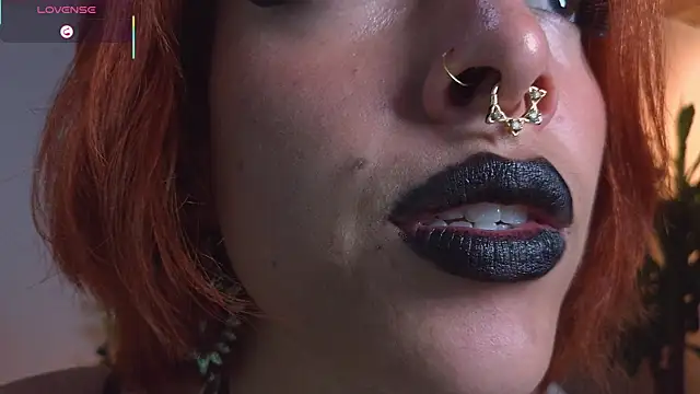 Snapshot of bri_von_dhara__ chatting on June 6, 8:35 pm bri von dhara online show from June 6, 8:35 pm
