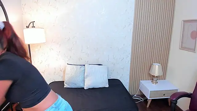 aliceandsia online show from January 16, 7:18 pm