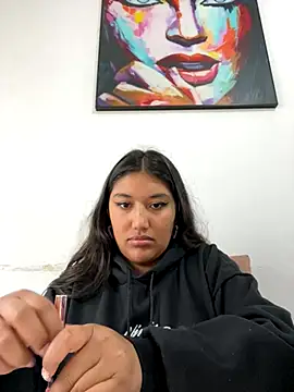 SharaRous online show from December 2, 11:59 am