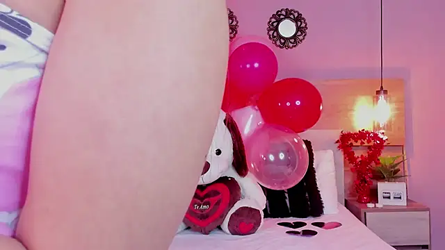 SusanAdams1 online show from February 13, 4:36 pm