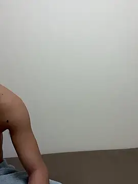 erokami36 online show from December 13, 8:25 pm