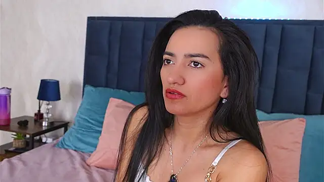 EmilyPrincy online show from November 25, 8:25 am