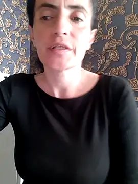 Gecenin Kralicesi online show from April 17, 8:50 am