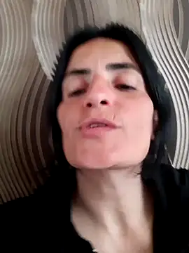 Gecenin Kralicesi online show from April 25, 9:56 am