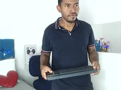 Adam Morgan2 online show from November 22, 4:11 am