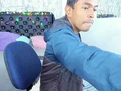 Adam Morgan2 online show from December 17, 1:06 pm