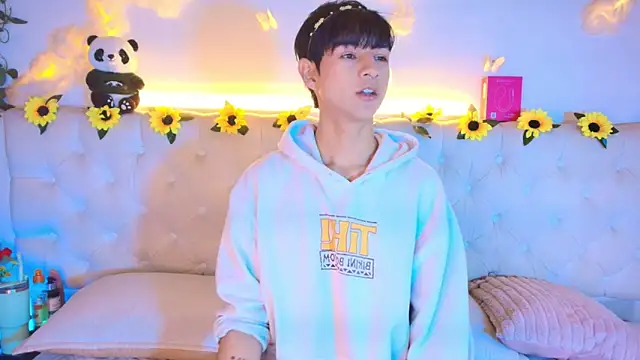 AleAurarashi online show from March 14, 4:40 am