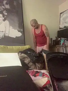 Snapshot of Hothotboyg chatting on February 17, 10:38 pm Hothotboyg online show from February 17, 10:38 pm