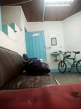  yefez online show from November 18, 6:34 pm