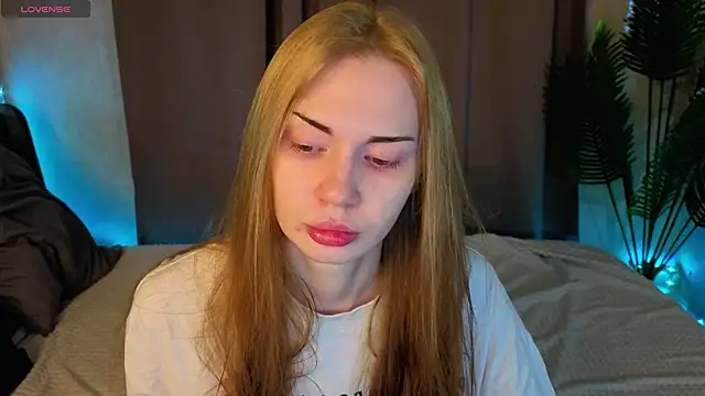 Jennie Hunter online show from April 12, 9:25 am