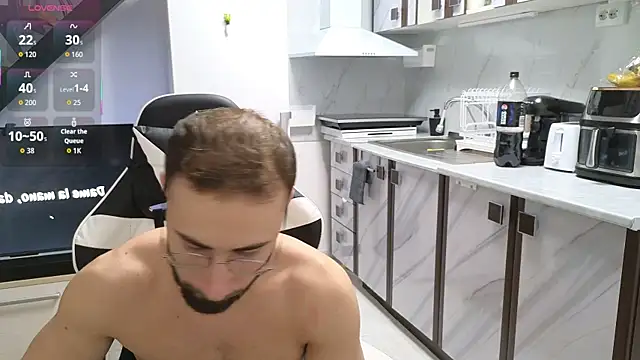 RyanStorm  online show from November 25, 4:18 pm