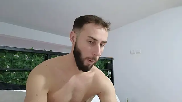 RyanStorm  online show from December 15, 1:37 pm