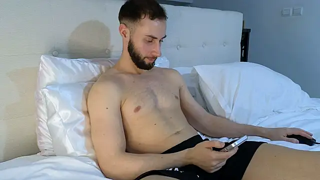 Snapshot of RyanStorm_ chatting on February 9, 6:34 pm RyanStorm online show from February 9, 6:34 pm