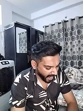 avi007p online show from March 31, 7:14 pm