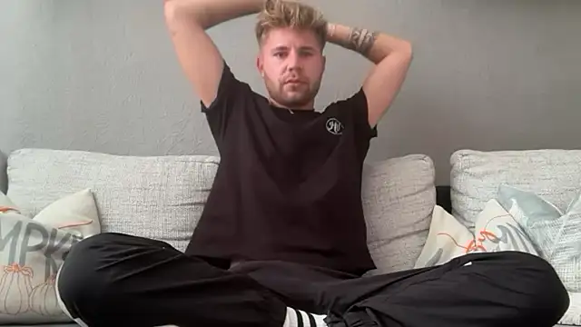 RioBlaze online show from September 20, 1:01 pm