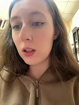 Snapshot of FroggyAnna chatting on June 3, 4:45 pm FroggyAnna online show from June 3, 4:45 pm