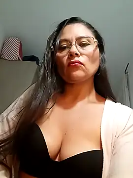 Isbettyche online show from March 5, 2:18 am