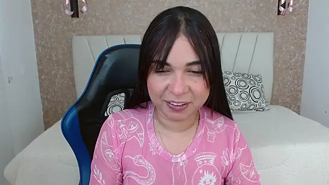 AliceSmiith  online show from October 19, 5:57 pm
