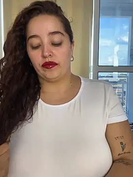 LoanaSantos online show from June 17, 9:38 pm