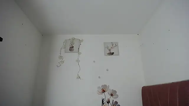 Liahdiaz  online show from July 14, 1:39 pm