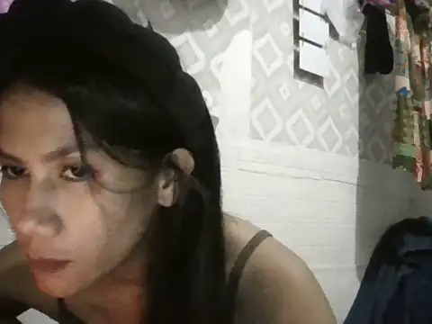 Snapshot of Sweetjazminee chatting on July 2, 5:57 am Sweetjazminee online show from July 2, 5:57 am