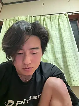 shoma2003 online show from March 31, 1:00 pm